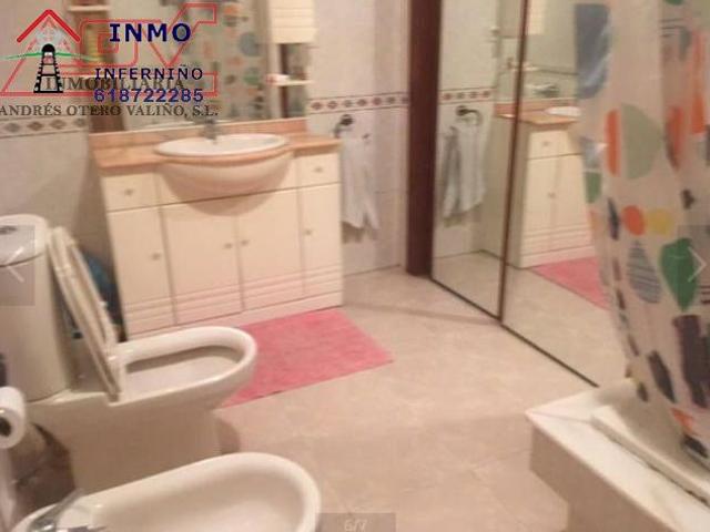 Piso en venta en Neda, Ferrol