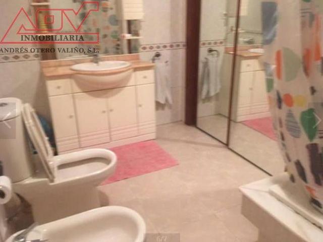 Piso en venta en Neda