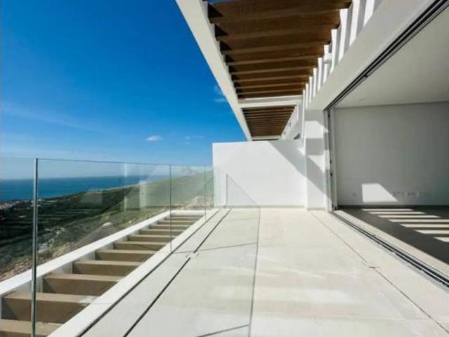 Piso en venta en La Alcaidesa, Campo de Gibraltar