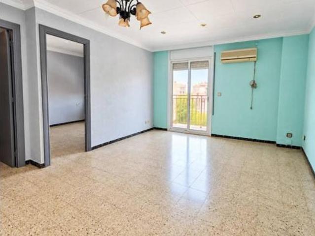 Piso en venta en la Llagosta, Barcelona