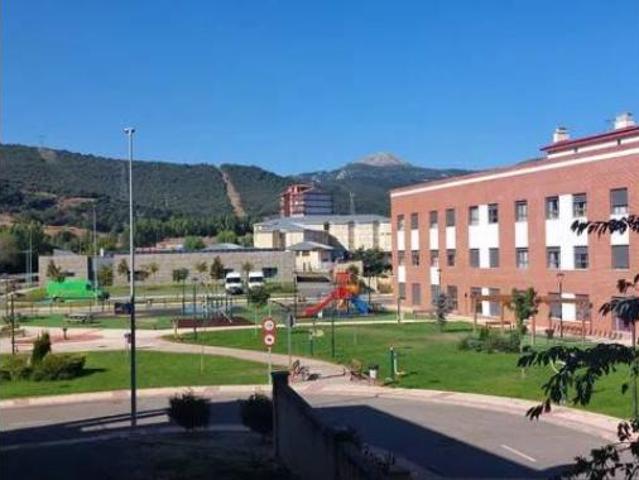 Piso en venta en La Robla, Castilla y León
