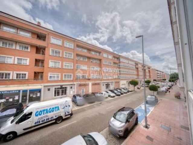 Piso en venta en Laguna De Duero, Castilla y León