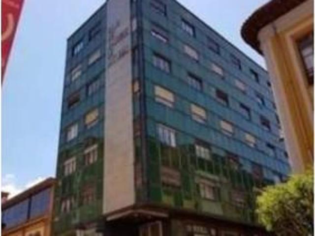 Piso en venta en Castandiello, Langreo