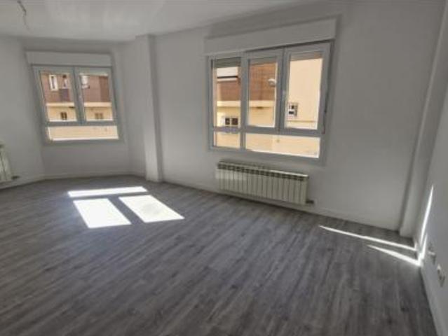 Piso en venta en Villapatro, Lardero