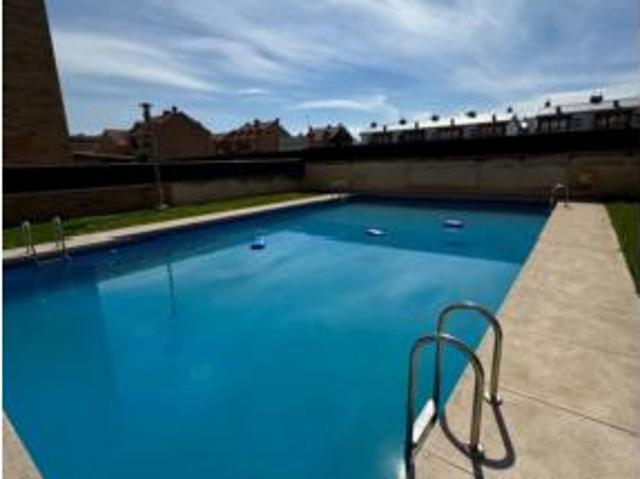 Piso en venta en Villapatro, Lardero