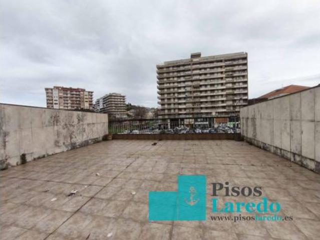 Piso en venta en Laredo
