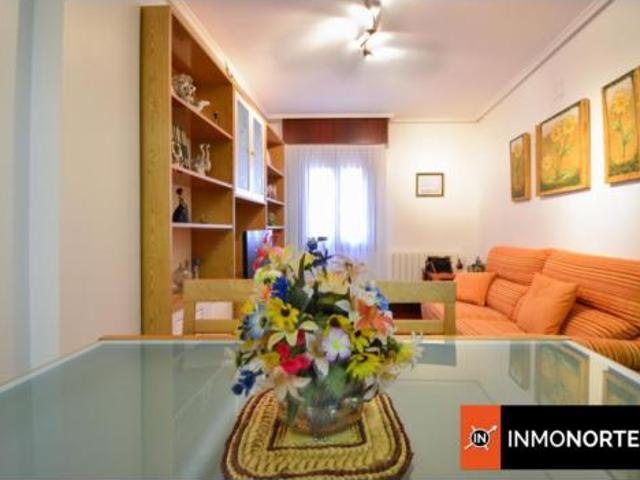 Piso en venta en Laredo