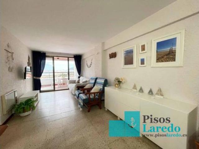 Piso en venta en Laredo