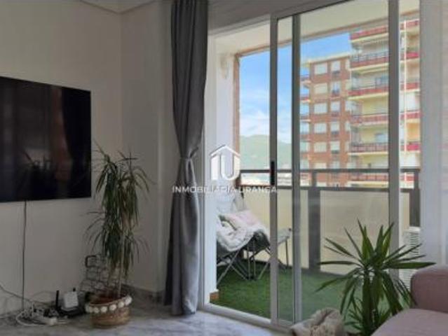 Piso en venta en Laredo