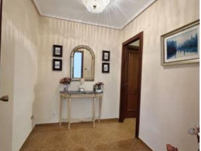 Piso en venta en Laredo