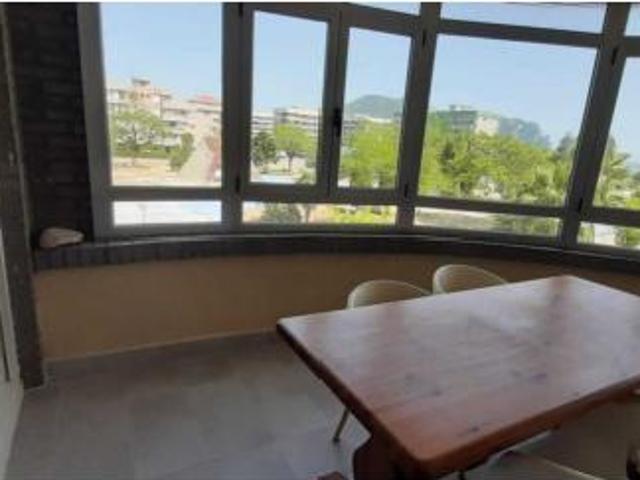 Piso en venta en Laredo