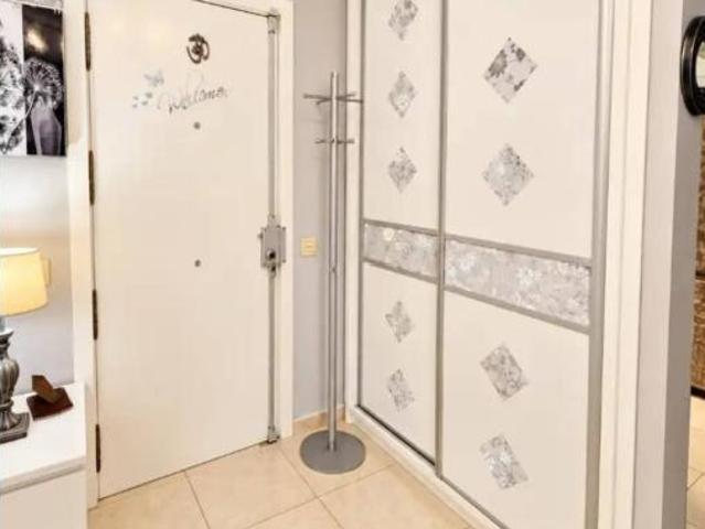 Piso en venta en Santa Catalina-Canteras, Gran Canaria