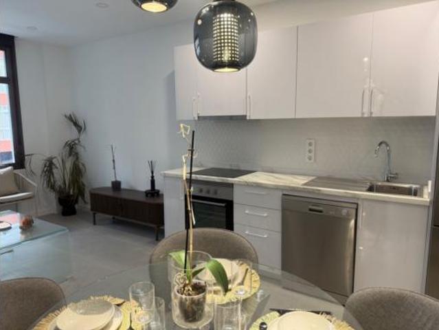 Piso en venta en Santa Catalina-Canteras, Gran Canaria