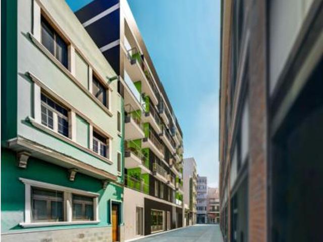 Piso en venta en Santa Catalina-Canteras, Gran Canaria