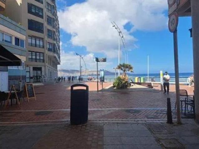 Piso en venta en Santa Catalina-Canteras, Gran Canaria