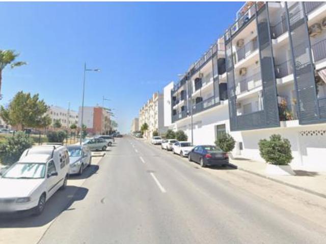 Piso en venta en Lebrija, Andalucía