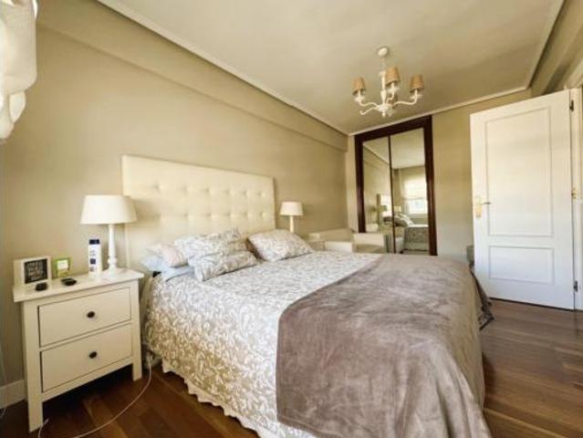 Piso en venta en Artatza, Leioa