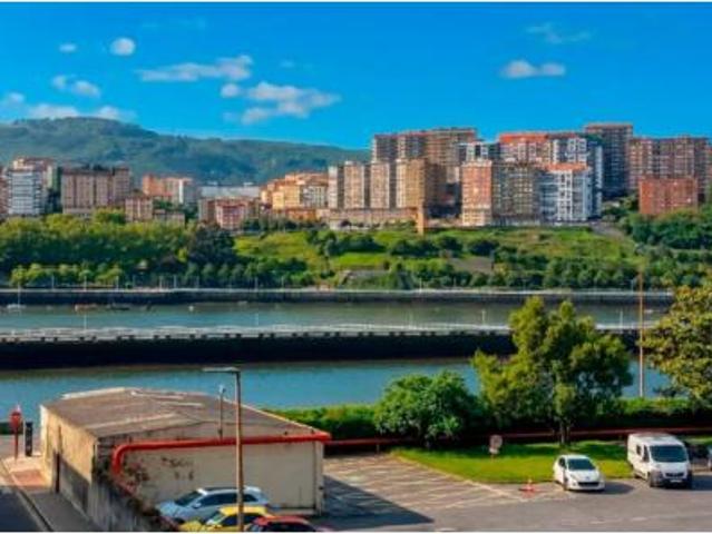 Piso en venta en Lamiako, Leioa