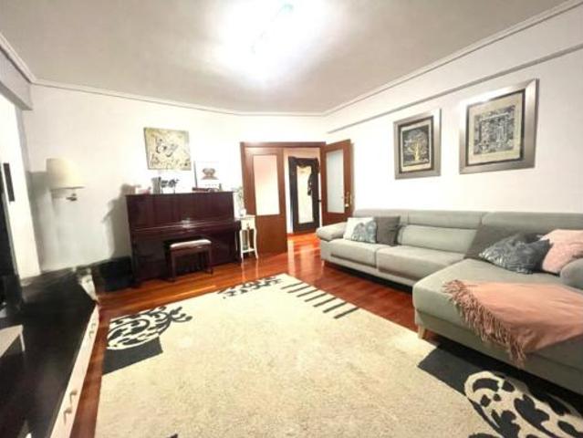 Piso en venta en Artatza, Leioa