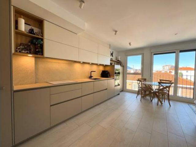 Piso en venta en Lamiako, Leioa