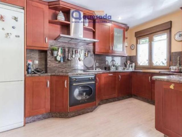 Piso en venta en Lena, La Plaza