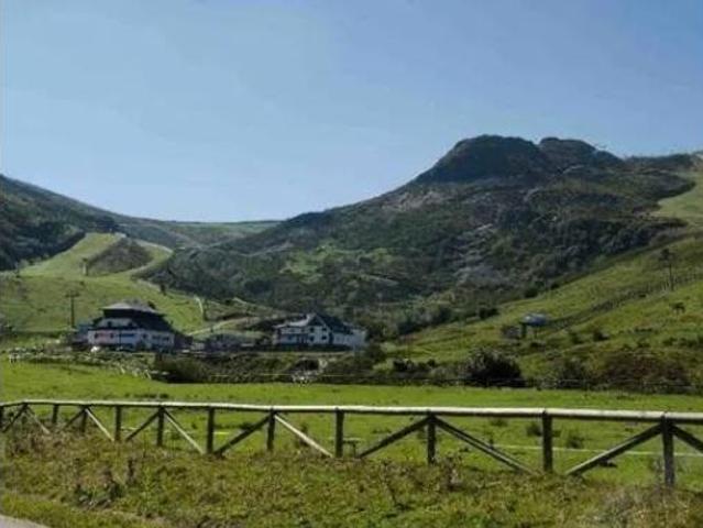 Piso en venta en Lena, Asturias