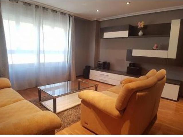 Piso en venta en Lena, Asturias