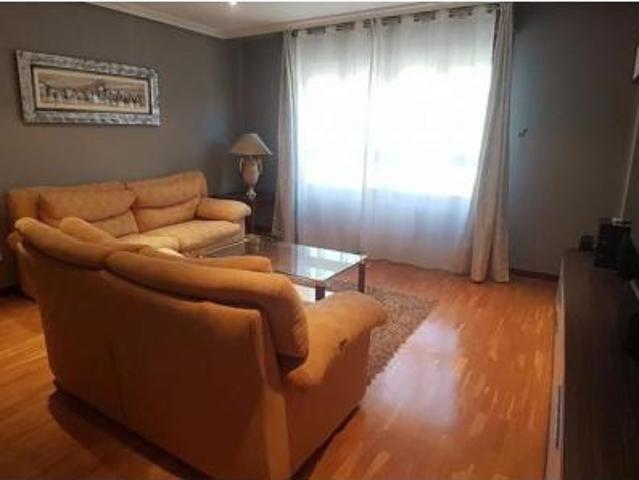 Piso en venta en Lena, Asturias