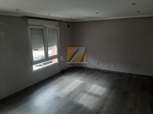 Piso en venta en El Corraón, Lena