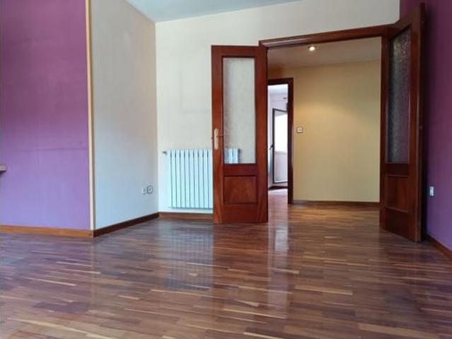 Piso en venta en El Corraón, Lena