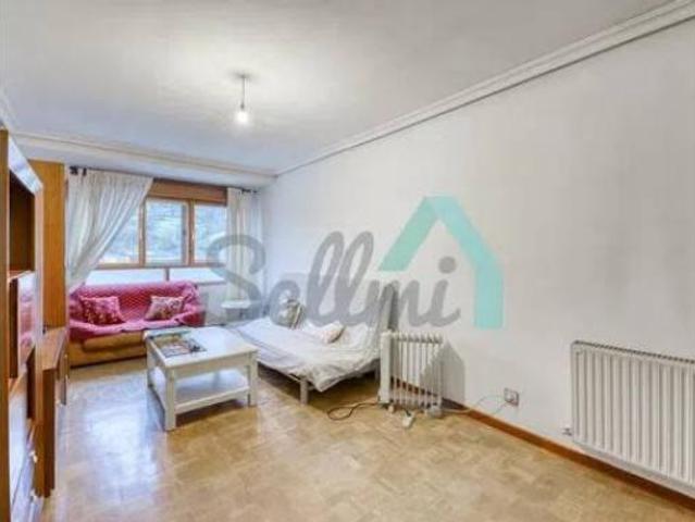 Piso en venta en Lena, Asturias
