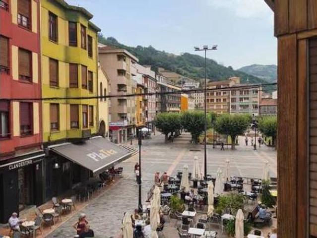 Piso en venta en El Corraón, Lena