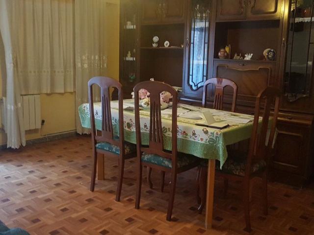 Piso en venta en Onzonilla, Castilla y León