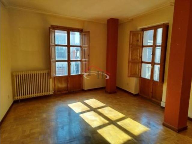 Piso en venta en Casco Histórico, León