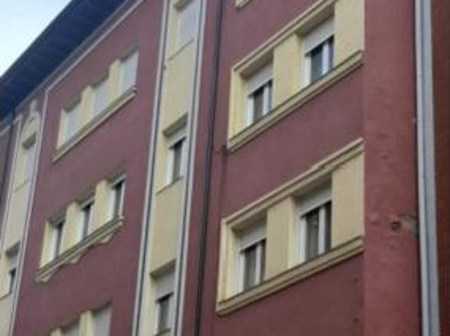Piso en venta en Mercado, León