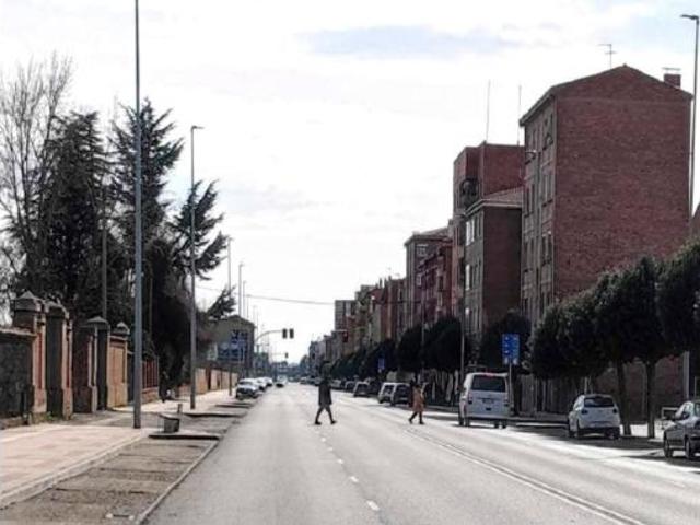 Piso en venta en La Vega, León