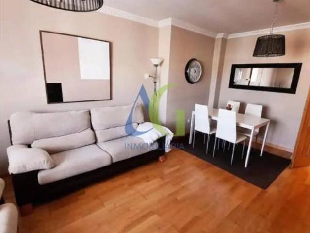 Piso en venta en El Soto, León