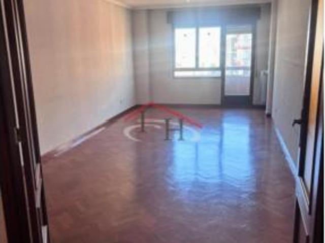 Piso en venta en El Ejido, León