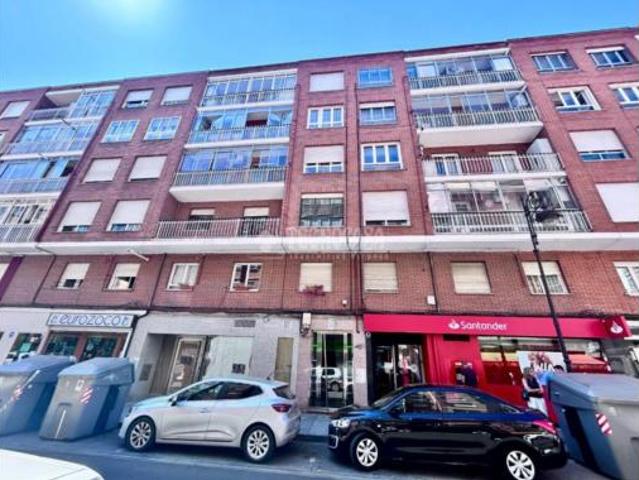 Piso en venta en León, El Ejido