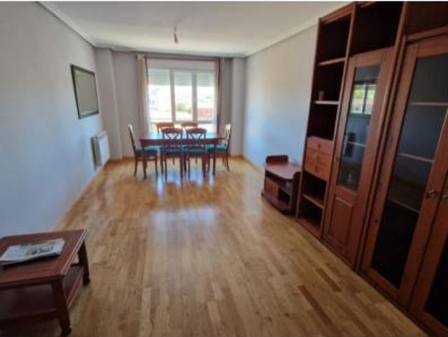 Piso en venta en Puente Castro, León