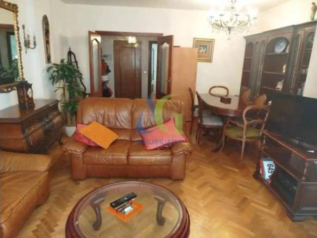 Piso en venta en Chantría, León