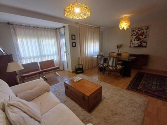 Piso en venta en Chantría, León