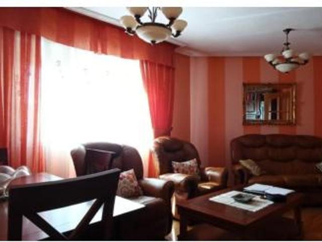 Piso en venta en Armunia, León
