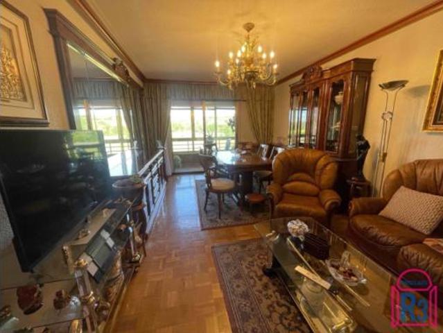 Piso en venta en León, Moisés de León