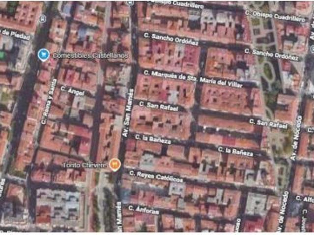 Piso en venta en San Lorenzo - La Palomera - San Mamés, León