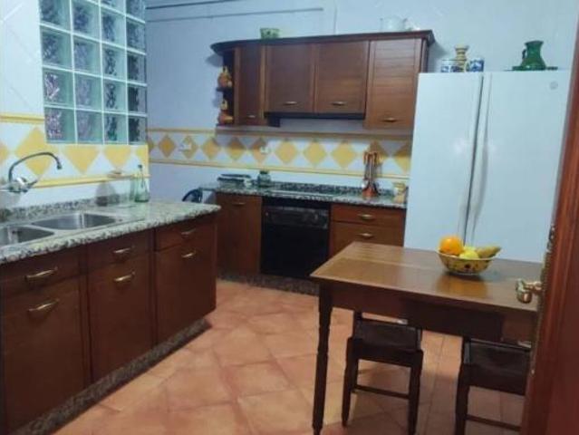 Piso en venta en Linares