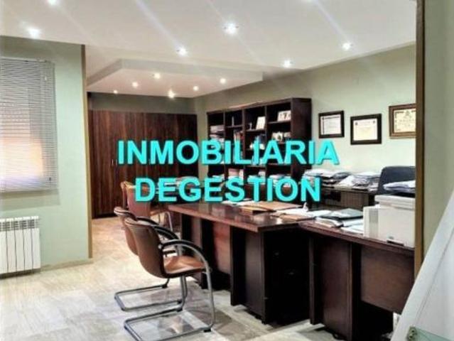 Piso en venta en Linares