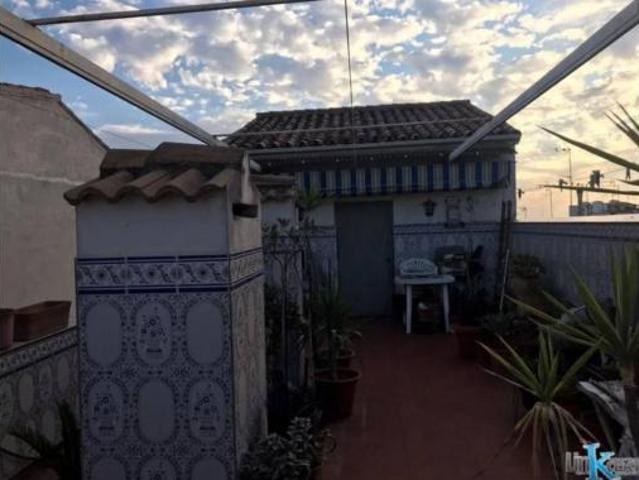 Piso en venta en Linares