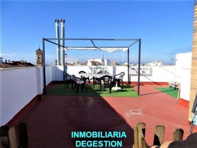 Piso en venta en Colón, Linares