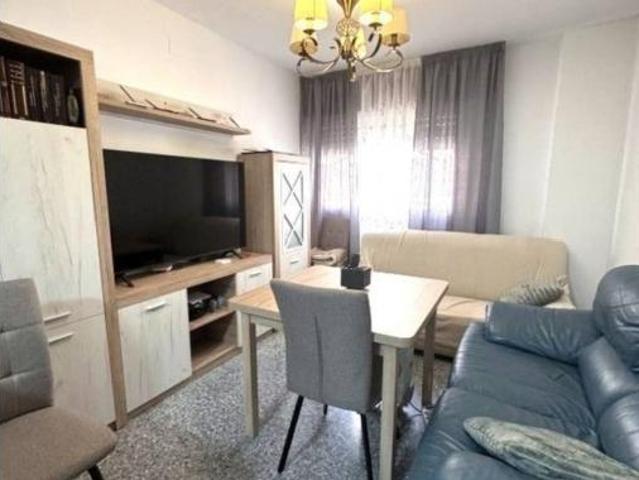 Piso en venta en Linares